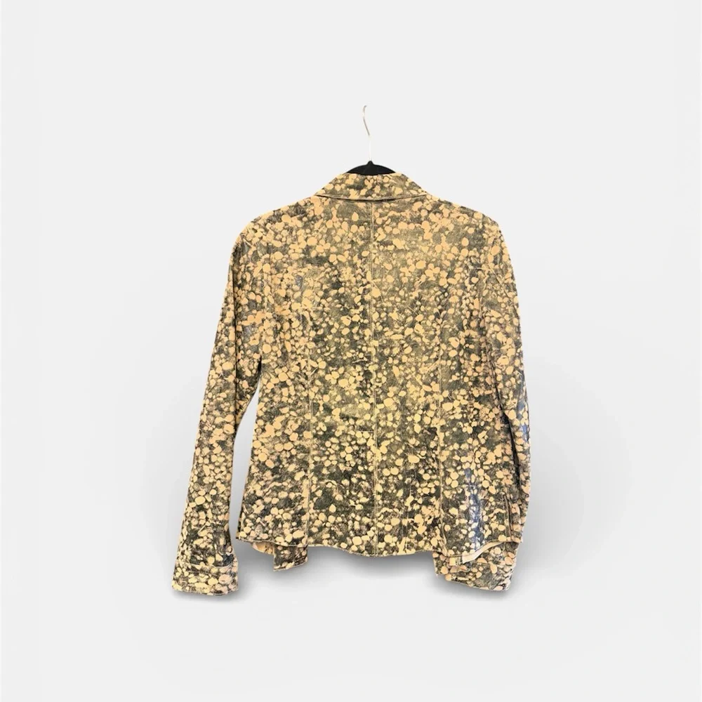 Women's Patterned Jacket - Picture 3 of 3